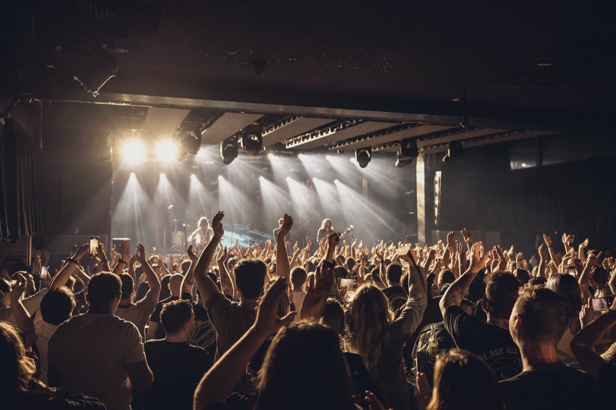 MattyBeatsHLH's tweet photo. Thanks Melbourne! These shows were sick. 🤟🏼 https://t.co/jN8LlhPZEN