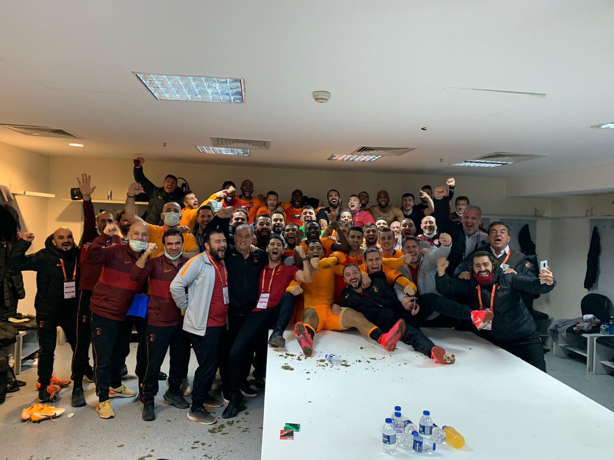 faruk_unver's tweet photo. 💛❤ https://t.co/OyVOKanQN0