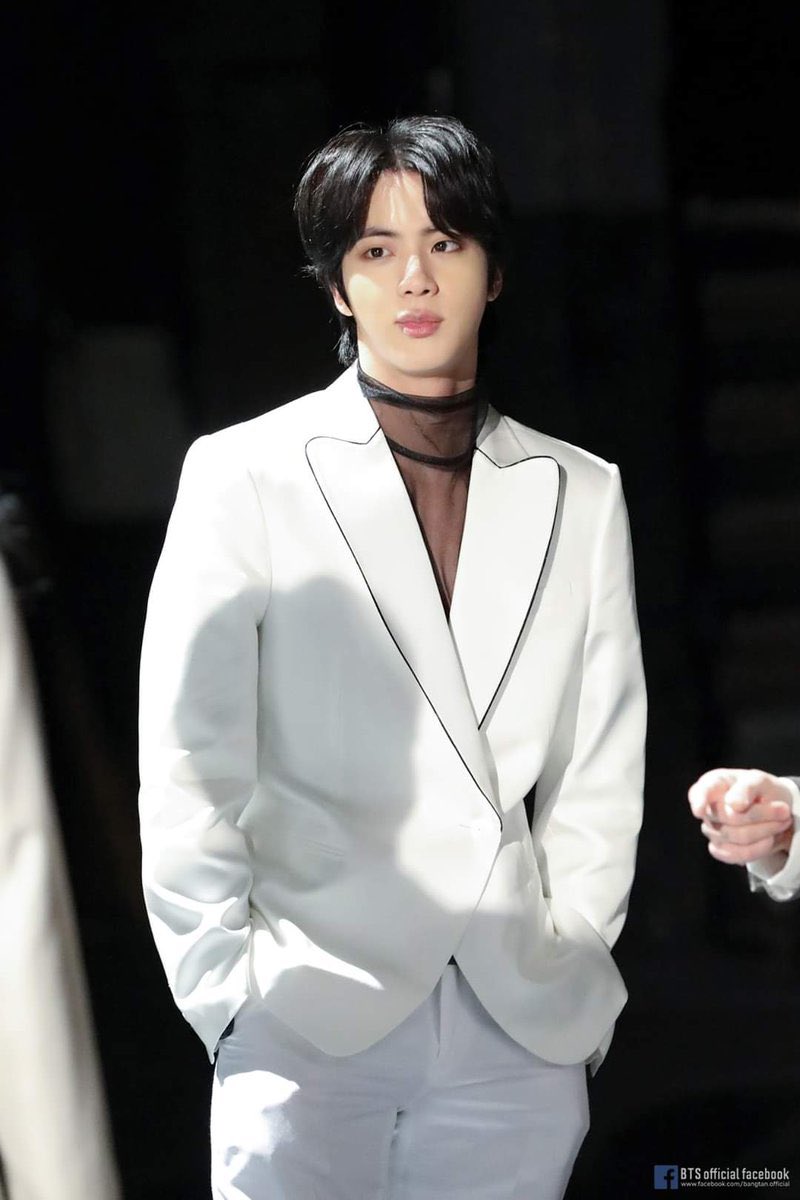 We like to end at the start, 𝘸𝘪𝘵𝘩 𝘥𝘦𝘭𝘶𝘴𝘪𝘰𝘯 ~