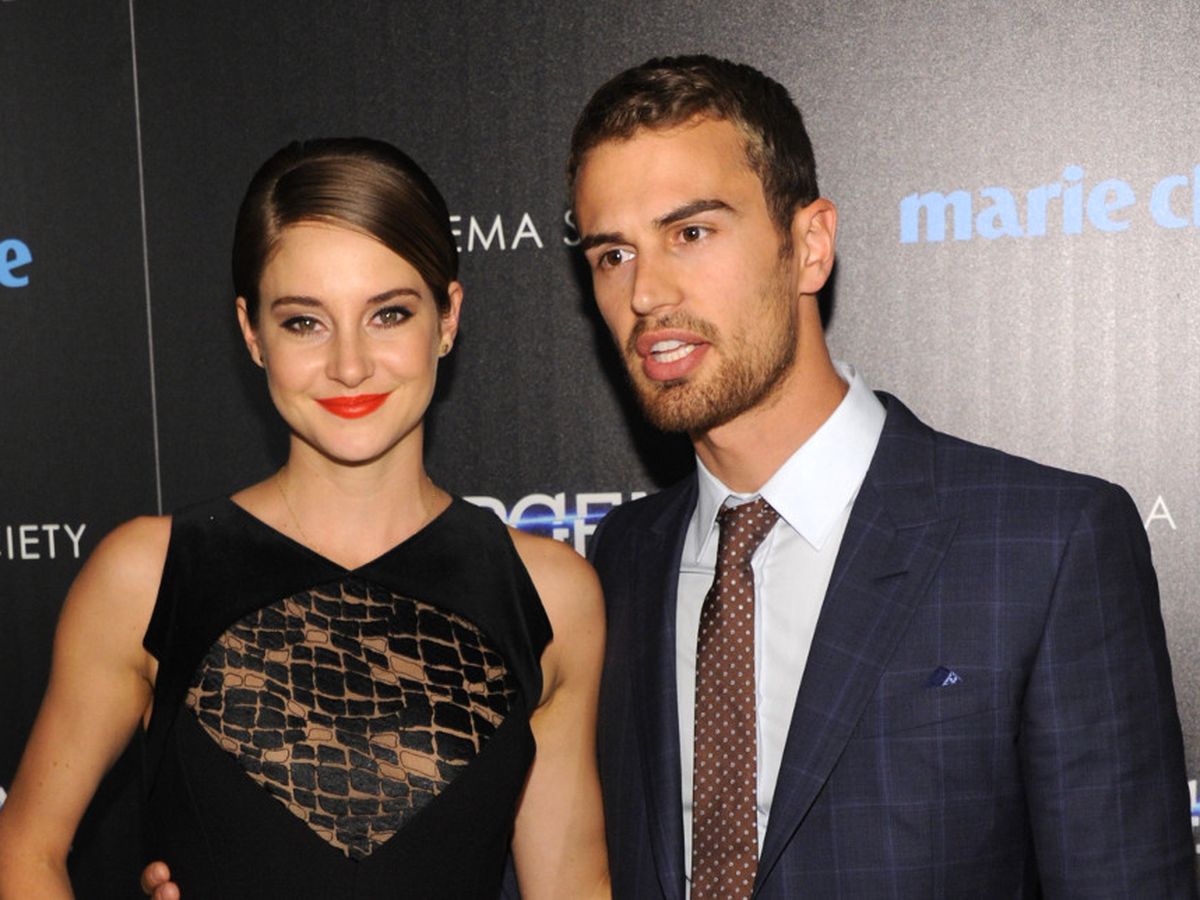 Since Shailene Woodley apparently just got engaged 2 Aaron Rodgers, it feels like a good time 2 post some gifs/pics of her & her Divergent costar (& my mancrush) Theo James. And since Theo's in  #Sanditon & someone needs 2  #SaveSanditon, I'm using those hashtags!  #SanditonPBS