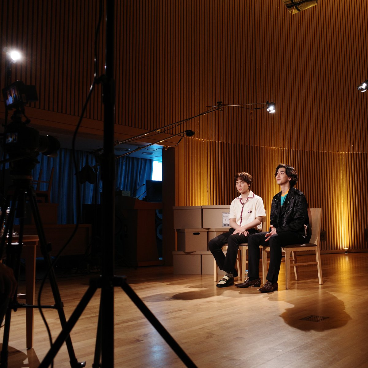 드디어 오늘밤 11시 5분 SBS 창사 특별 기획 '전설의 무대-아카이브K' 홍대 앞 인디뮤직 편에서 저희 잔나비의 이야기가 방송됩니다. 대왕초보 MC 잔나비 최정훈의 활약과 라이브 무대 기대해주셔도 좋습니다! 우리팬분들의 많은 관심과 응원 부탁드려요🤟

📺2.7(일) 오후 11시 5분 SBS '아카이브K'