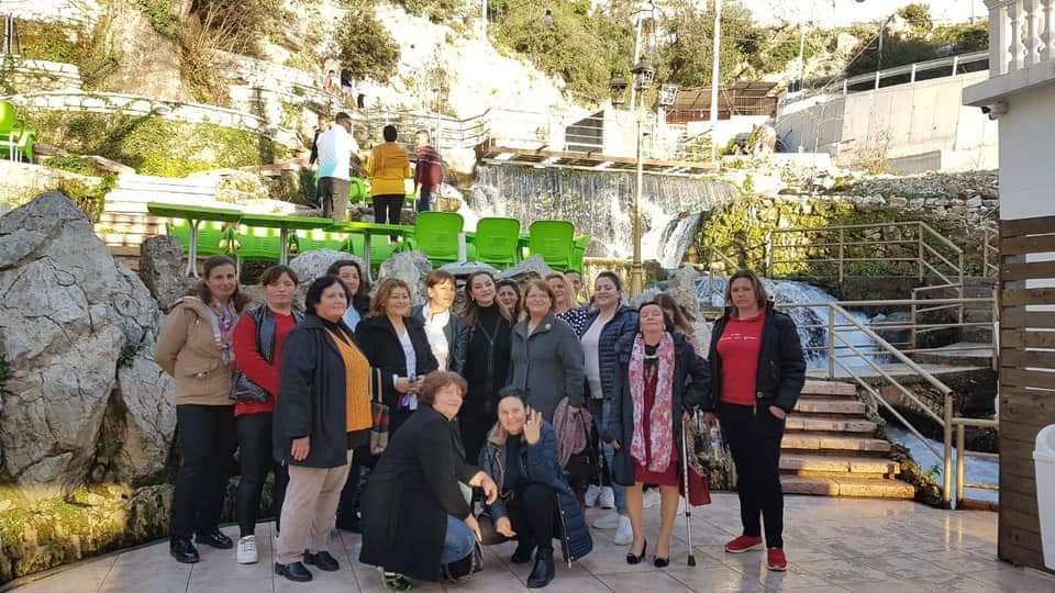 HimarePd's tweet photo. Dega e PD ne Himare vazhdon konsolidimin e struktura te saj ne vijim te pergatitjeve per zgjedhjet e 25 Prillit.
Te shtunen u organizua takimi i themelimit te Forumit te Gruas PD te gs Lukove ne prani te kryetares se Forumit Gruas PD znj.Albana Vokshi. 
Ne 25 Prill, #Himarafiton https://t.co/lbCowwIPaR
