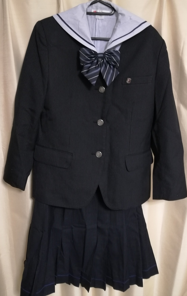 島根県 出雲西高校 制服が出品されました。 現在価格：30,000 円 #出雲