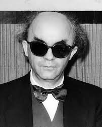 13. Langlais - Mille-feuilleA real virtuoso showstopper, this. So wild as to be almost psychedelic. The craziest harmonies you’ll hear this side of Paradise.