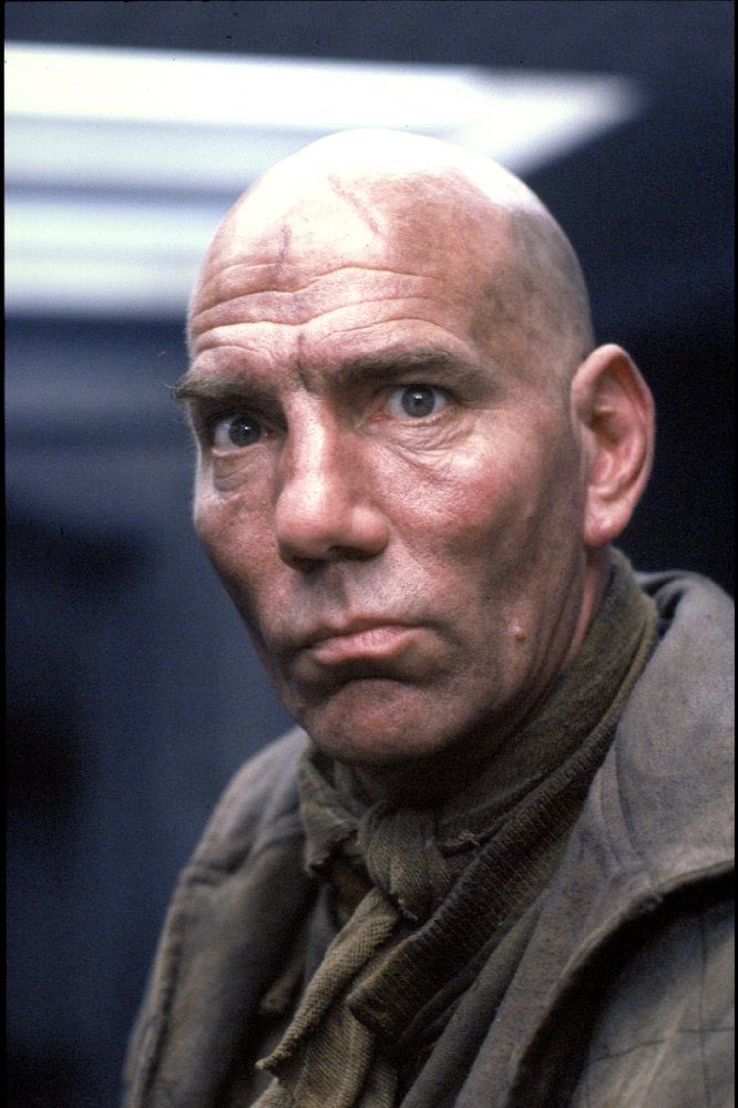 “I refuse to be typecast, and I'll have a go at anything so long as it's different, challenging, hard work and demands great versatility.” 

Remembering Alien³‘s Pete Postlethwaite who would have been 75 today. 
#PetePostlethwaite #Alien3 #TheLostWorld #TheUsualSuspects