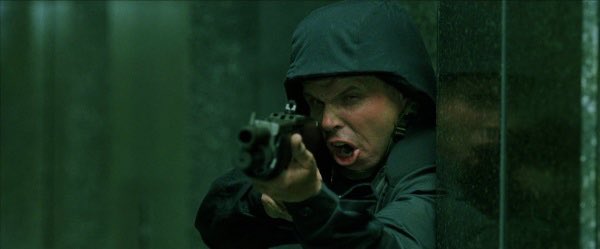 I’ve always thought the SWAT guy in the lobby scene who yells “Freeze” looks like Clint Howard.