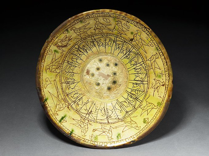 As long as the  #Superbowl   is happening, we WILL use it as an opportunity to share some of our favourite 'super bowls' with you. Here are a few for you to feast your eyes on These bowls are from 11th-14th century Iran  #SuperBowl2021