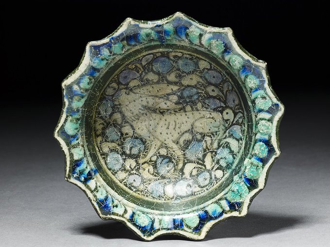 As long as the  #Superbowl   is happening, we WILL use it as an opportunity to share some of our favourite 'super bowls' with you. Here are a few for you to feast your eyes on These bowls are from 11th-14th century Iran  #SuperBowl2021