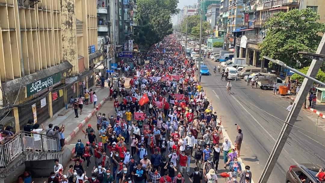 Dear people from outside of Myanmar,

In case we’re blackout again, please ensure to keep posting for us. 🙏 We never know how LOW these military leaders are able to go. 

#StandForJustice 
#HearTheVoiceOfMyanmar #RejectMilitaryCoup
#SaveMyanmar