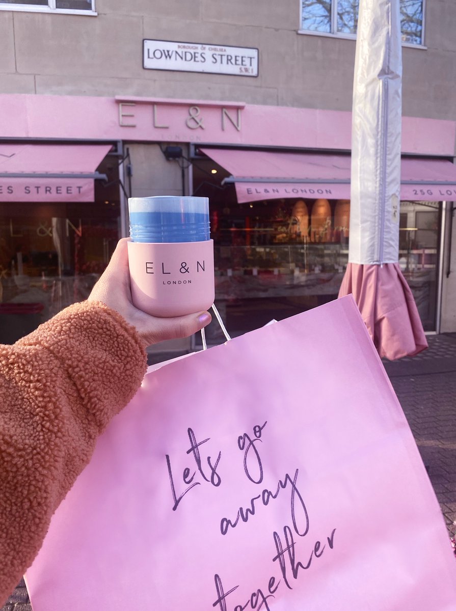 elnlondon's tweet photo. Don't forget to grab an EL&amp;N fix on your daily walk this Sunday 🌸 Takeaway from selected EL&amp;N London locations #weekend #sunday #matcha #bluelatte #elancafe https://t.co/uyW807sTXa