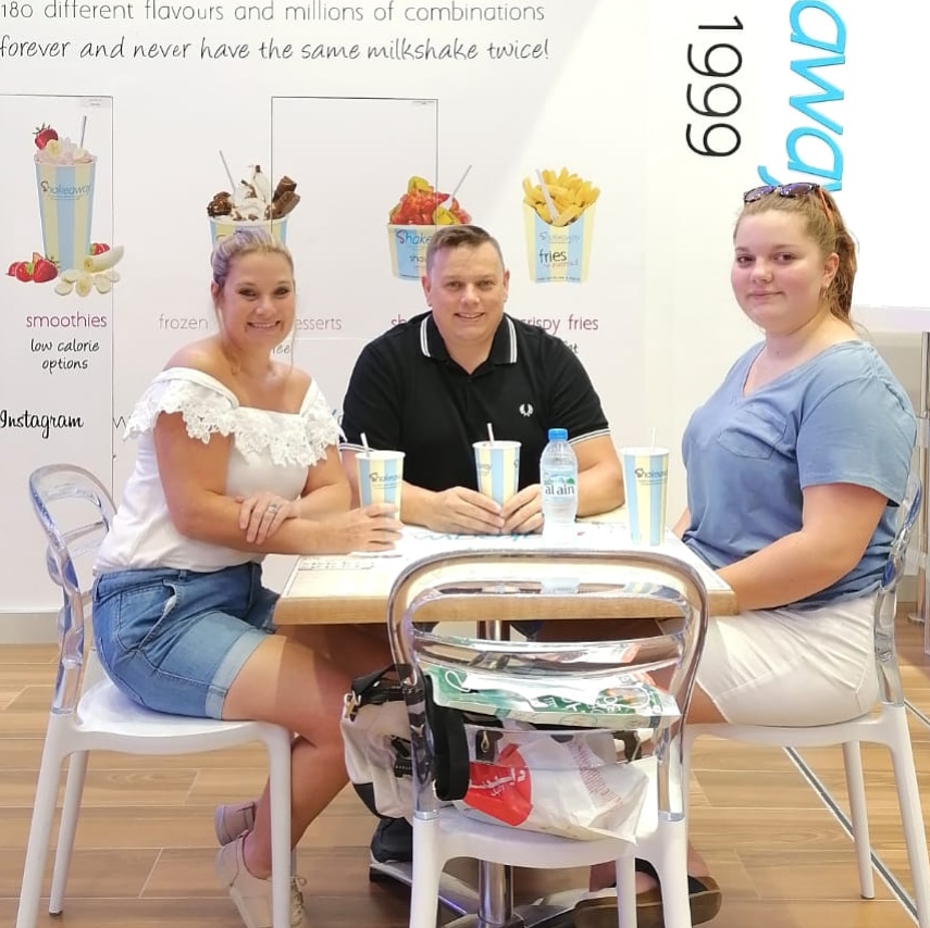 Shakeaway_UAE's tweet photo. We love our customers 💙💙
#shakeaway #livelovenakheelmall #mallsindubai #thingstodoindubai #retails #retailtherapy #palmjumeirah #mydubailife #milkshake #smoothie https://t.co/wsFoWAmqQg