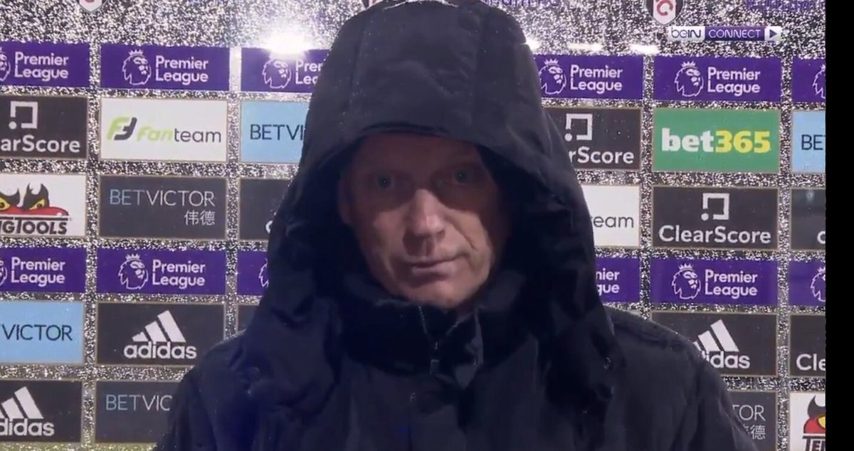 TheSportsman's tweet photo. Still can’t tell if David Moyes is raging over the Tomas Soucek red card or about to declare war on the Jedi... https://t.co/UjELS8Y4hk