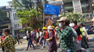 Solidarity with workers and unions fighting for democracy in Myanmar. Their struggle is our struggle. We can not let this happen. #Myanmar ⁦<a href="/ituc/">ITUC</a>⁩