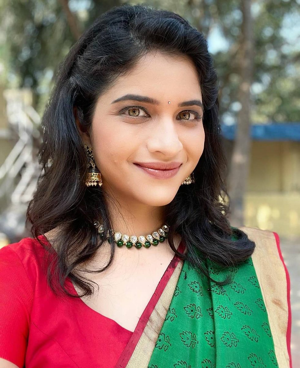 अभिनेत्री दिप्ती लेले😍😍😍
.
.
.
@deepti_lele_official
#deeptilele #actress #marathiactress #marathi #beautiful #gorgeous #cute #marathiabhinetri #maharashtra_ig #marathi_ig #marathimulgi #marathigirls #marathistars #repost