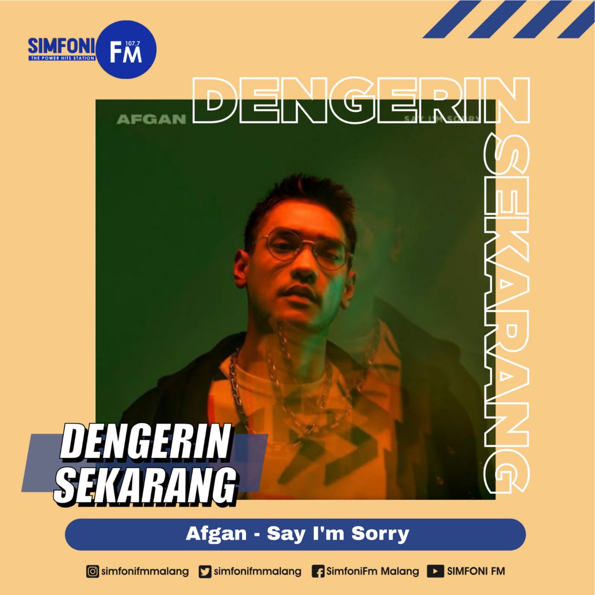 Simfonifmmalang's tweet photo. Hi sobat muda, udah denger lagu barunya Afgan @afgansyah_reza? Sekarang penyanyi ini udah memulai debutnya di bawah label musik EMPIRE asal Amerika Serikat, dengan merilis single berjudul #SayImSorry loh!! 

@TrinityOptimaP
#DengerinSekarang #newrelease https://t.co/CjeyrceeOv