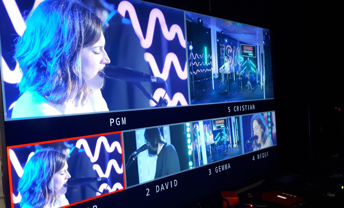 Comenzar el domingo con un concierto de <a href="/thelowflying/">TLFPA</a> 

#estamosgrabando
#SesionesMovistarPlus 
#músicaendirecto
<a href="/MovistarCentre/">Movistar Centre</a>