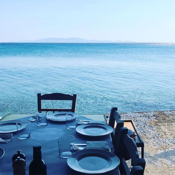 elenischool's tweet photo. Summertime and the livin' is easy. . .  or at least I hope it will🙏 Cheers with @Filosia and @metafrasis #next_stop #AegeanSea #Gr 🥂🍴🐟 https://t.co/7hTlv8P5oi