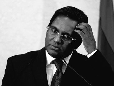 beenteys's tweet photo. 11 ނޮވެންބަރު 2008ން 06 ފެބުރުއަރީ 2012 އަށް ދިވެހިރާއްޖޭގެ ރައީސުލް ޖުމްހޫރިއްޔާގެ ނައިބު. 
07 ،ފެބުރުއަރީ 2012ން ފެށިގެން ބާޣީއެއް. 
#Thaareeh
#MaldivesHistory 
#07february2012 https://t.co/B66RkMwYUE