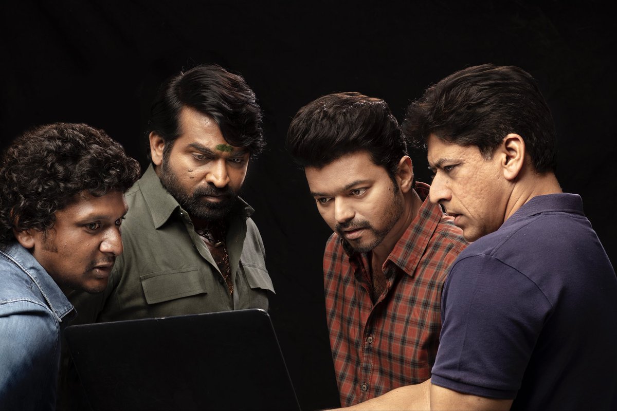 MurugaV45137276's tweet photo. Friends..

Now for followers increase time 😉

1. Retweet🔁
2. Comment Your ID
3. Follow Me
4. Follow back💯% 

Time:- One Day Limit

#Master  @actorvijay #Thalapathy65 https://t.co/sb7WSfplkS