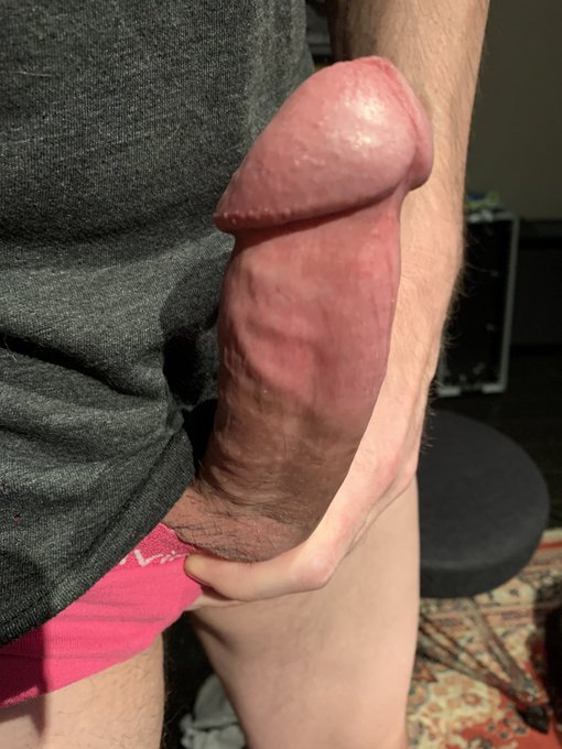 Ready for the day. https://t.co/4aKgYYkVNW