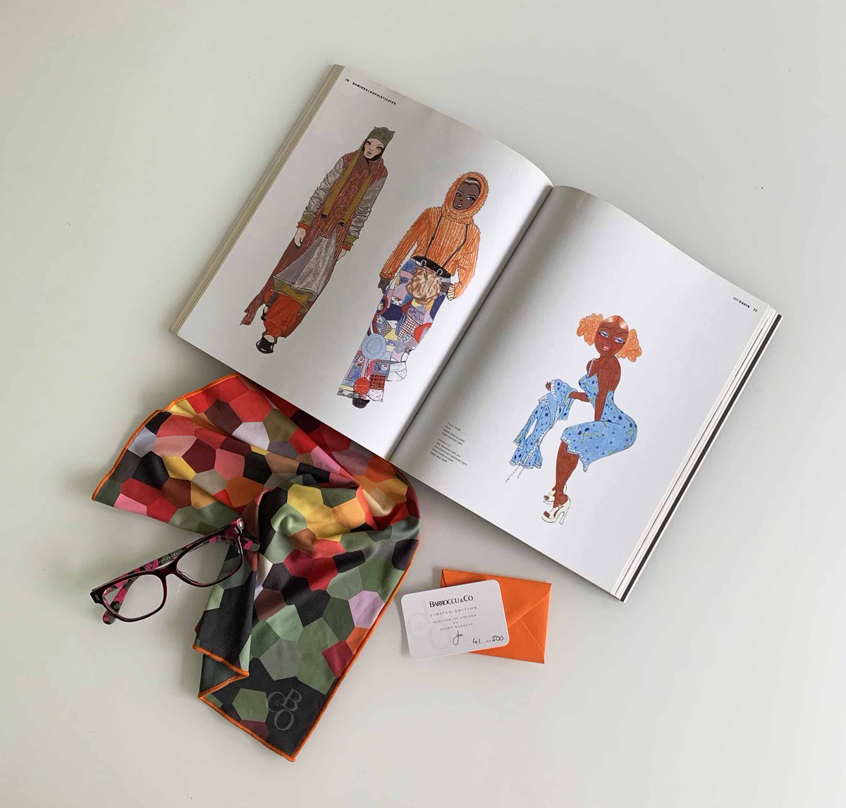 barroccuandco's tweet image. Don&apos;t view life through smudgy dirty lenses …
Clean your lenses with our luxury eyewear cloths. If you would like to stock or buy our cloths please click on our link in our bio. #ukopticians #shopeyewear #updateyourgame #newframes👓 #newglasses #eyestylistmagazine #schöneberg