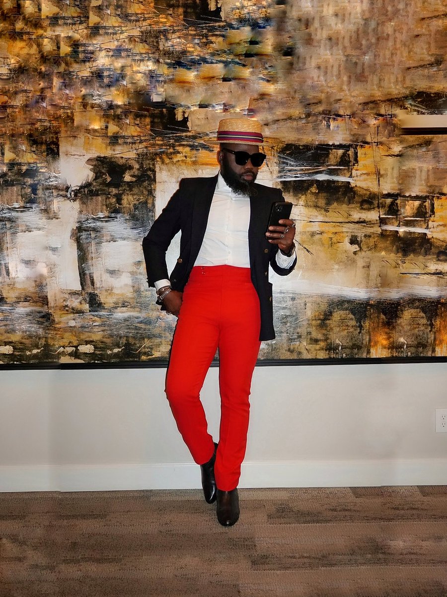 SBdapper's tweet photo. #dapper #mensfashion #menswear #fashion #style #mensstyle #menstyle #ootd #gentleman #menwithclass #menwithstyle #bespoke #suit #gq #fashionblogger #sartorial #streetstyle #dandy #dappermen #instafashion #men #dapperstyle #gentlemen #mensweardaily #outfit #mensclothing #sbdapper https://t.co/X5rTKzwZnG