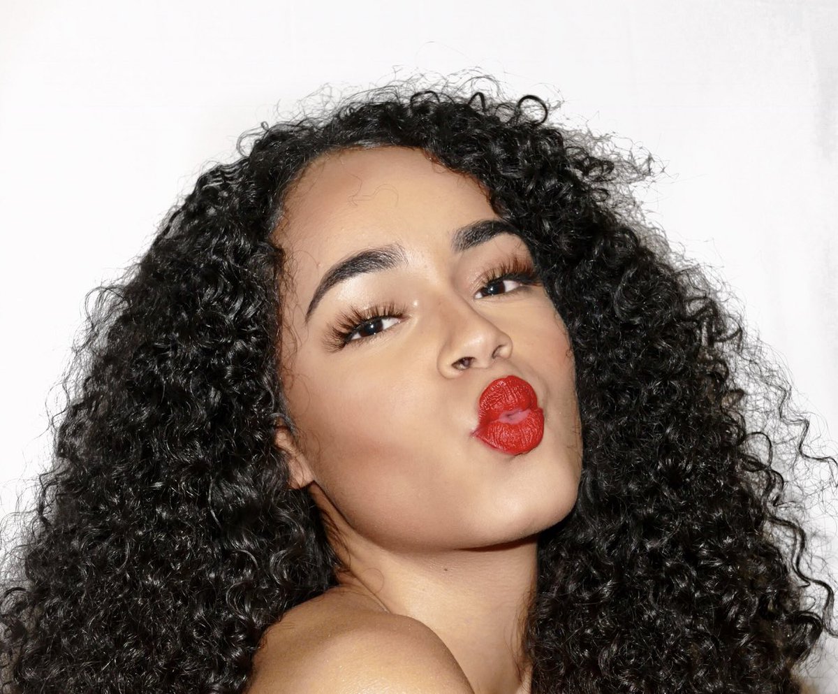 FLEYELASHESUK's tweet photo. Valentine’s Day is around the corner🌹 Shop our BIGGEST SALE yet for your lockdown dates 🤍 https://t.co/lyfvGo9BOb https://t.co/oOQYLZjzBr