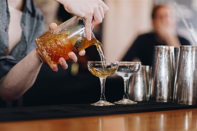 Dram_Draught's tweet photo. Thank you @Raleighsmag for naming Dram one of Raleigh's Best Overall Bars! 🍾https://t.co/GWbWfAmNH7

#Raleigh #RaleighNC #DowntownRaleigh #DTR #DTRaleigh #BestBars #RaleighBars #RaleighMagazine https://t.co/ugEfkS5AYz