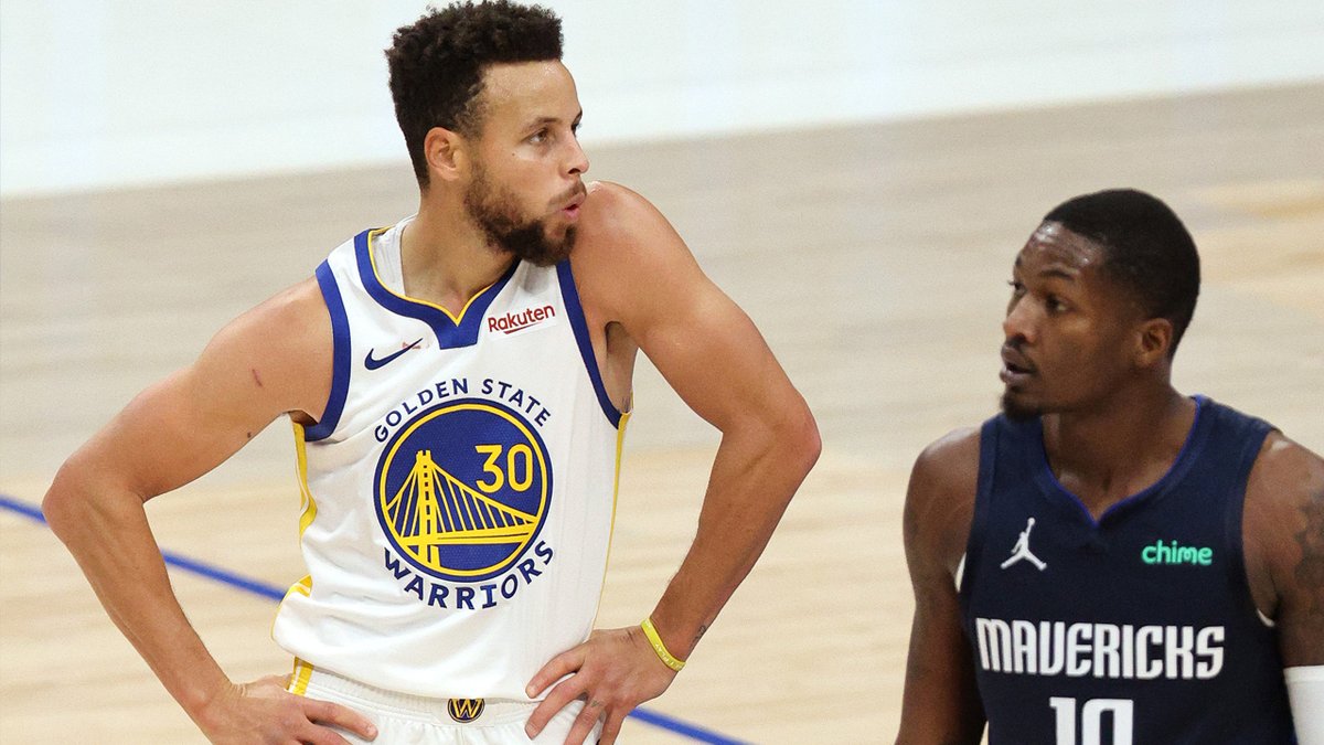 NBCSWarriors's tweet photo. Steph Curry has to be in the NBA MVP conversation right now (via @kendra__andrews) 

https://t.co/NjWN7pgsOy https://t.co/UCn2MIOmYX