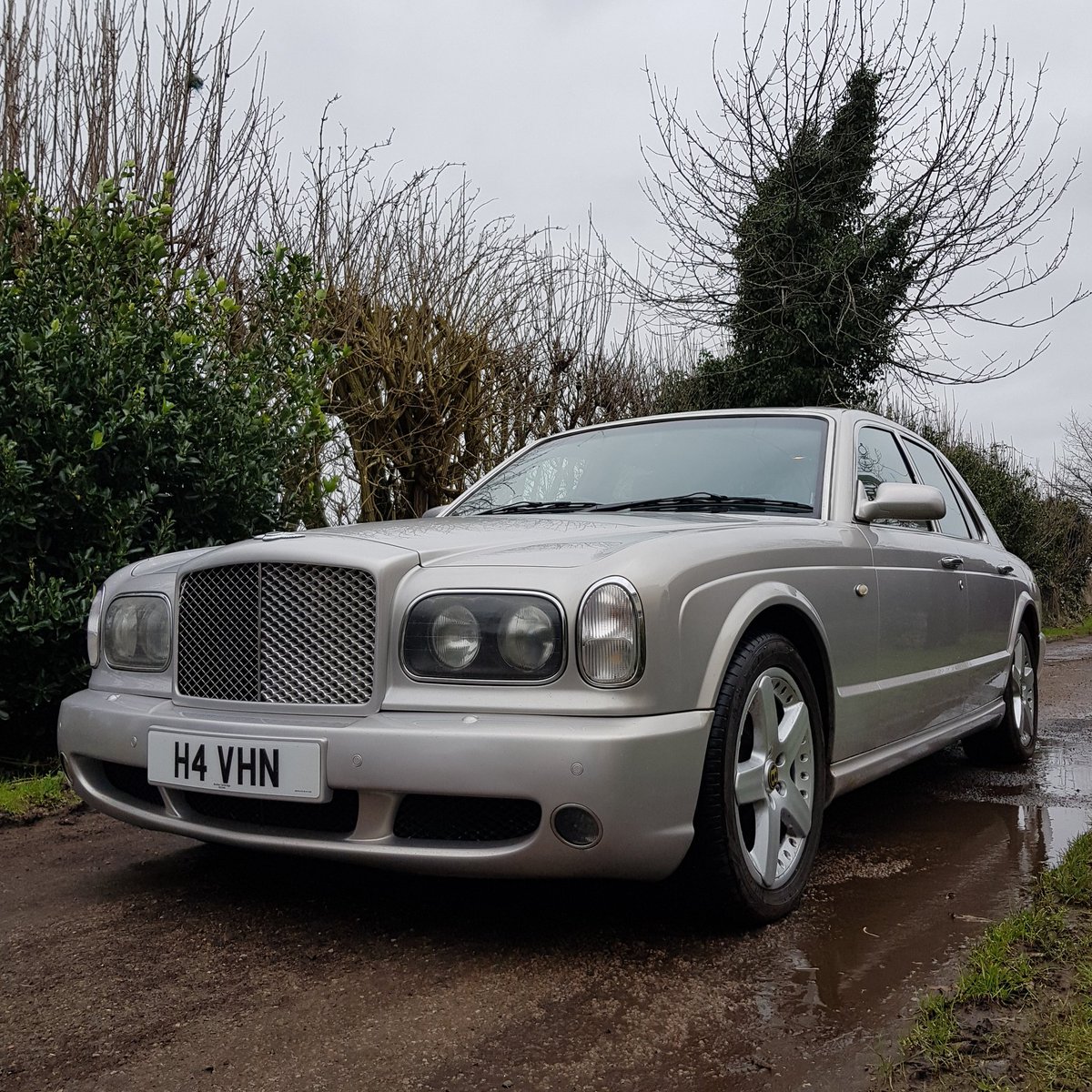 FurrsFleet's tweet photo. A run out and a bellyful of super unleaded in advance of the #luxobarge's holiday at N. Sandell (#RollsRoyce and #Bentley specialist). Exciting developments afoot. Full story to follow. π§ #H4VHN #BentleyArnage #ArnageT #mulliner #twinturbo #V8 #CreweCars #introcar #furrsfleet https://t.co/g5nkKL9sHO