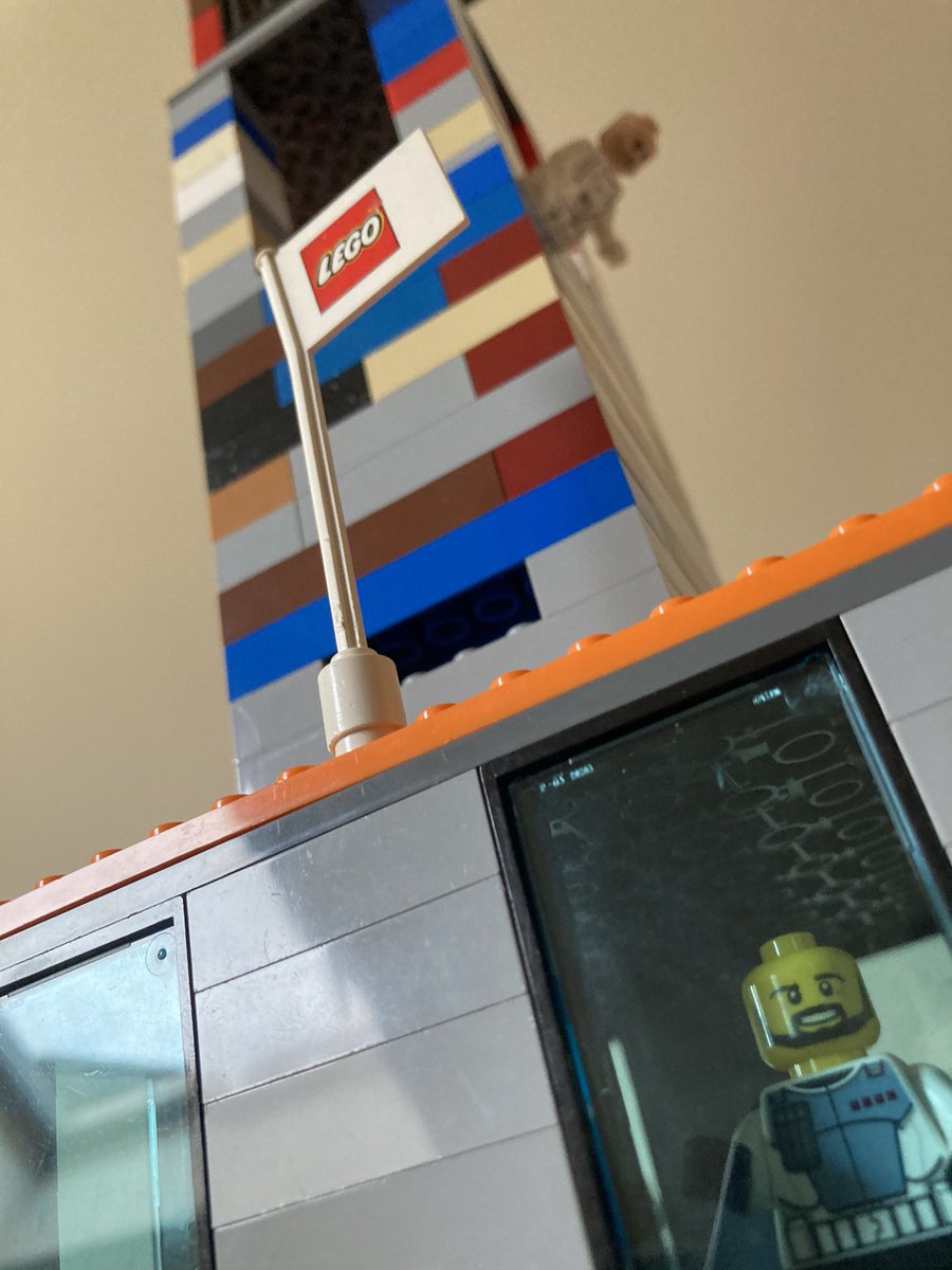 HighnamAcademy's tweet photo. Complete 2m38cm and still standing...just! #PQBuild https://t.co/pGUkn4le5o