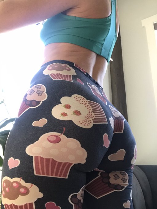 I’ve heard you like cake 

🎂🎂🎂 https://t.co/449fZro9SI