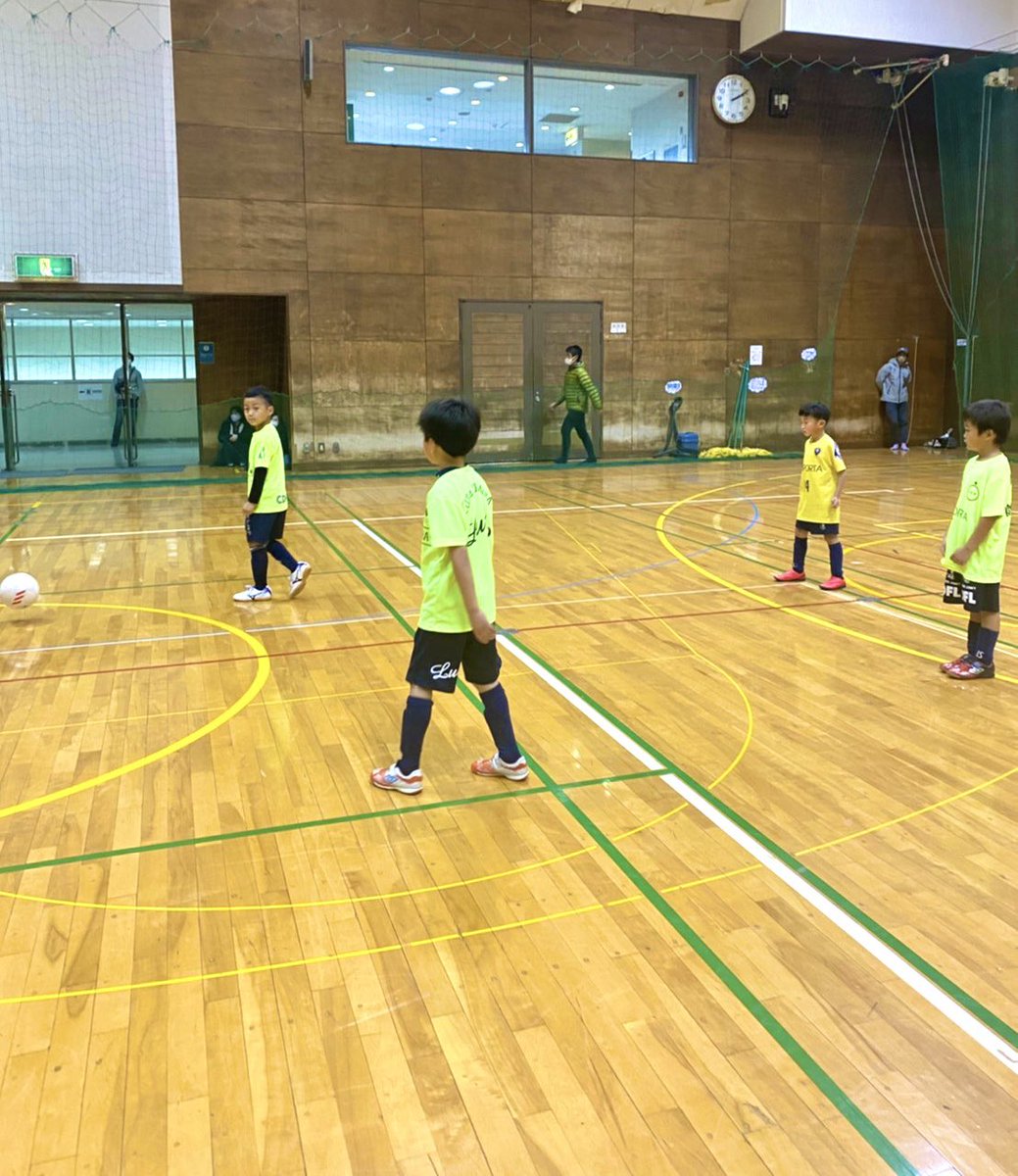 【#fcp1年生 太尾SC戦】

土曜日は、太尾SCさんと試合！

いい内容のゲームをする事が出来ました✨⚽️

選手一人一人が、意識レベルを少しずつ高く持ち始めてる時だからこそ加速して、貪欲に行きましょう🔥

詳しくは、Facebookにて！

m.facebook.com/fcporta2019/

#FCPORTA #fcp1年生 #選手募集