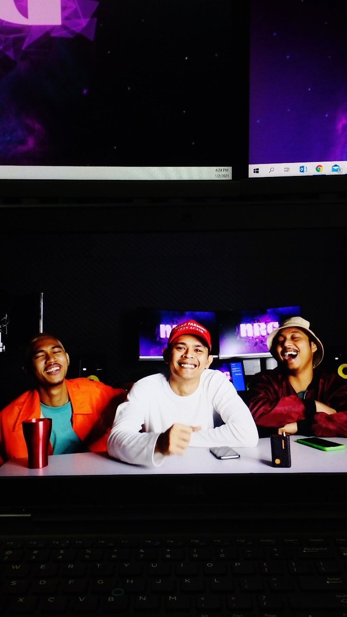 NRGOfficials's tweet photo. Dah ready ke tak tu?? 👀

Tomorrow aite! Get up close and personal with the trio #senintalk

@RaffiqCorbin
@OfficialGaff
Nicky7a

#senintalk
#flowsixproduction
#music
#art
#hiphop
#culture
#nrgentertainment
#flowsixproduction
#nrgentertainment
#NRGempire https://t.co/BEYura8X95
