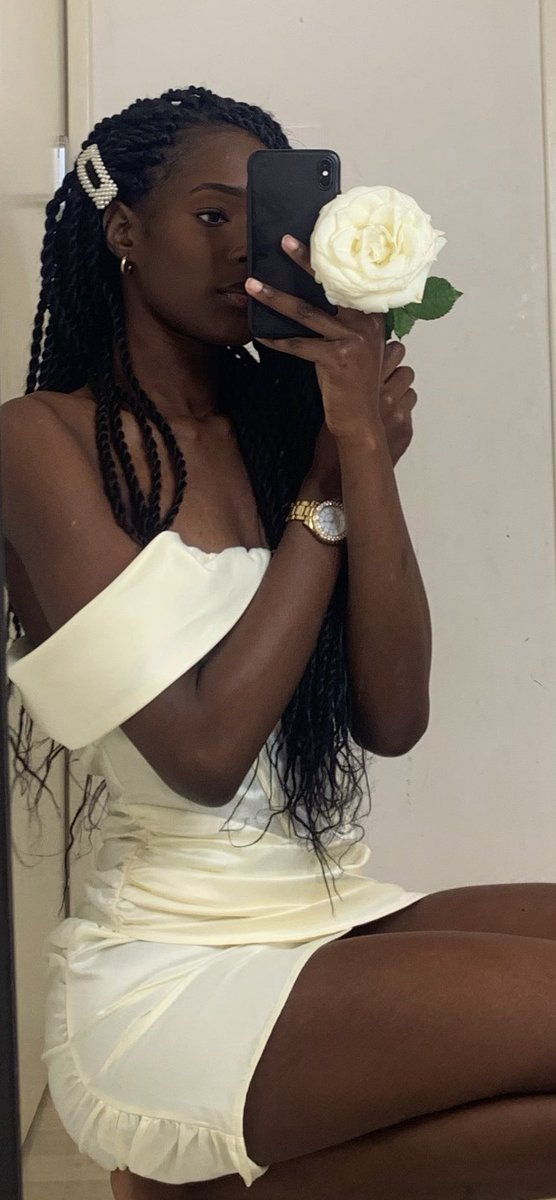 gaaangsta_'s tweet photo. ce soir, sur snap je fais un HAUL robe PLT inspi pour la St Valentin..💕
if you are interested..😬
👻:endie.gang https://t.co/ihbWq1JDO4