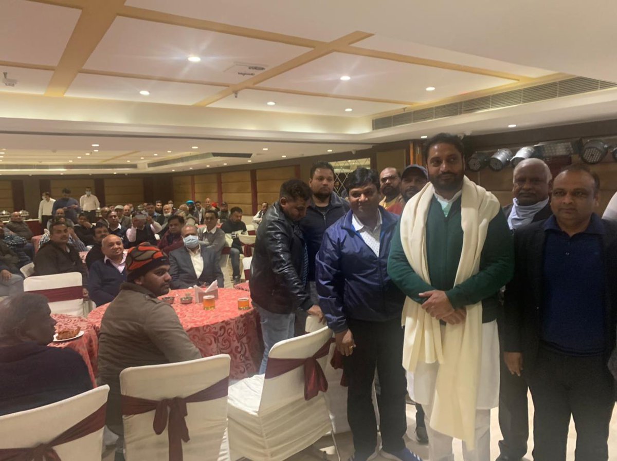 Congress received a shot in arm as Agarwal Samaj, Mohali  on Sunday announced its full support to party  candidates in 50 wards for the upcoming Mohali MC elections.
Aggarwal Samaj also honoured Jiti Sidhu.