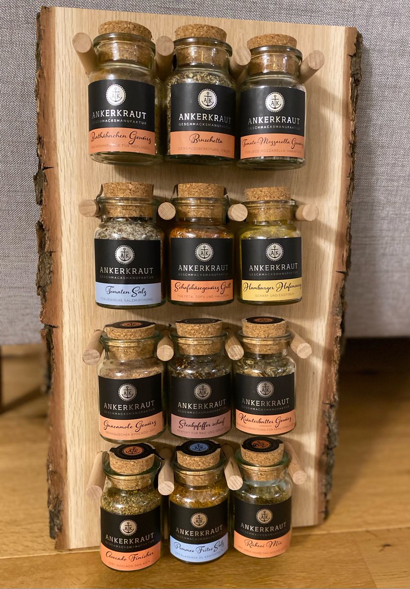 Gewürzregal für 12 Gewürze zB von Ankerkraut aus Eichenholz mit echter Rinde - ein Hingucker in jeder Küche!
etsy.com/de/shop/MoinHo…

#gewürzregal #gewürze #hamburg #holz #ankerkraut #gewürzhalter 
#gewuerze #gewuerzregal #spices #kochen #küche #grillen #moinholz #etsy