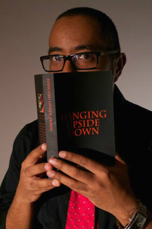  @Latinegro is a Puerto Rican author with two novels and a short story in the Eisner winning Comic Book Anthology Puerto Rico Strong. He is also 1/5th of  @BlackComicsChat a group focusing on Black and Brown geek fandom.Support:  https://linktr.ee/latinegro&nbsp;