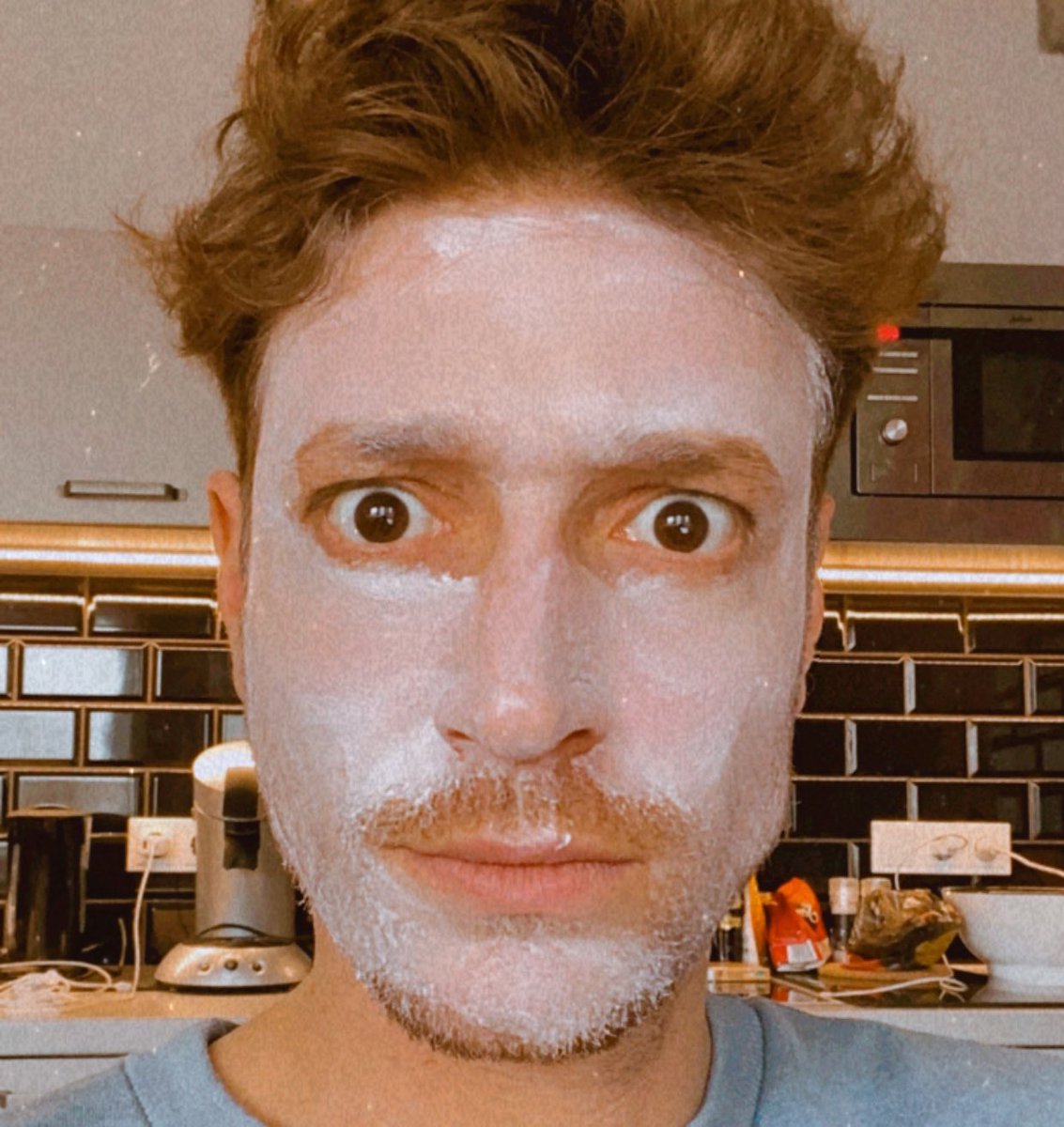DanielDonskoy's tweet image. Favourite Sunday thing to do:
#SUDOCREM cause why not.. #missinglondon #sudocreamheals #mysoul
