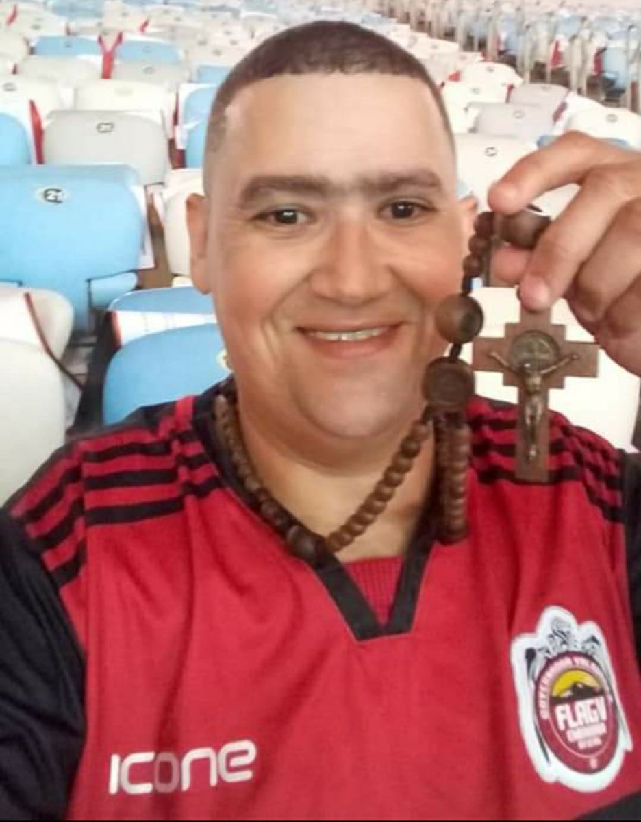 BrunoVillela77's tweet photo. Hoje é um dia muito triste para todos nós. Perdemos um companheiro de várias caravanas. Estaremos em seu enterro hj às 15hs com o manto sagrado.
Descanse em paz Luiz Carlos.
#RipLC https://t.co/CtJbBBIOMn