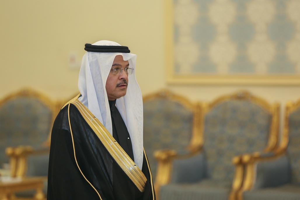 تمت ترقية أ : محمد بن رمثان بن مشلوط الهويملي الى المرتبة الثانية عشر بمكتب وزير النقل ...تهانينا