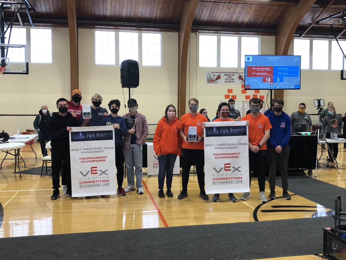 1028Robotics's tweet image. Had a great time at the @TechnaPWN3018 tourney! 1028R won the tourney with @Team3141s and 1028Z got Excellence! Great job everyone!