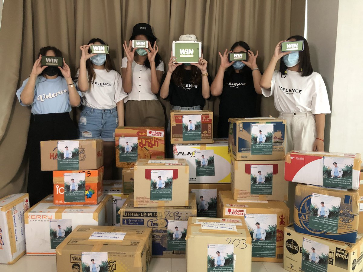 mtwformatching's tweet image. WINFORMATCHING ขอขอบคุณทุกคนที่ให้ความสนใจโปรเจคเล็กๆของเรา ตอนนี้ของทุกชิ้นที่ร่วมบริจาคทางเราได้ทำการจัดส่งในนามวิน เมธวิน และ แฟนคลับเรียบร้อยแล้วค่ะ โปรเจคนี้จะสำเร็จไม่ได้เลยถ้าไม่มีทุกคนที่ให้การตอบรับกับทางเราเป็นอย่างดี💚 (ต่อ) #อ้อมกอดน้องพี่ช่วยกอดนะ #winmetawin