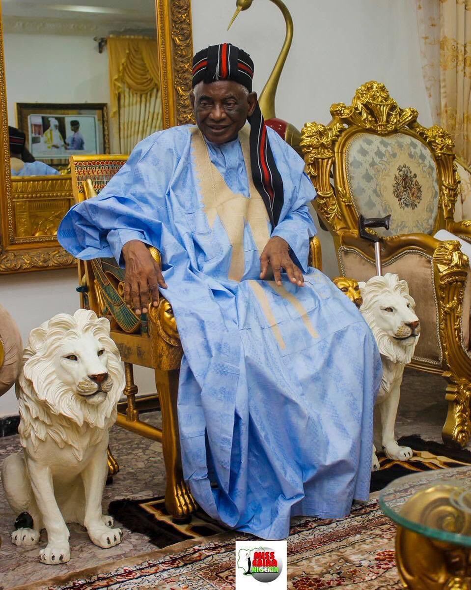 MissEbira's tweet photo. Happy birthday Our Dearest Royal Father 
His Royal Majesty The OHINOYI of Ebira Land, We wish You more blissful years in sound health 🙏🏽🙏🏽

Saaaaki Papa🙌🏾 #missebiranigeria #ebira #MEBPN https://t.co/yngP53BKz1