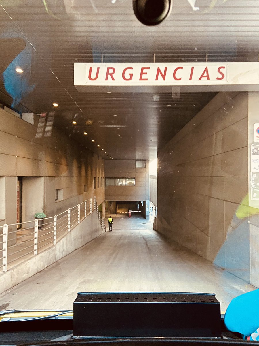 franjenfermero's tweet photo. #autoconfinate por favor.  Esto no ha terminado aún.

#enfermeria #cuidadosenfermeros https://t.co/0Q11fEdRa6