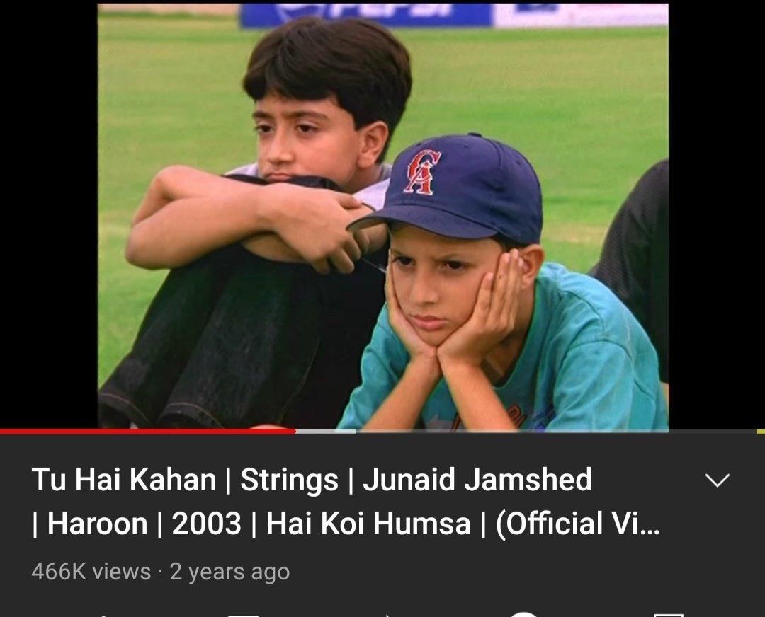 LahoriFied's tweet photo. Them Cricket Anthem Songs were way too better than these "TATTI" Songs! 
You simply can't exclude Cricket from the Grass Roots Gully Level! 
Dafuq these Burgers are doing in Video? Can we come out of @AsimAzharr kinda shit videos? 
#pslanthem2021 https://t.co/O17DxusTMy