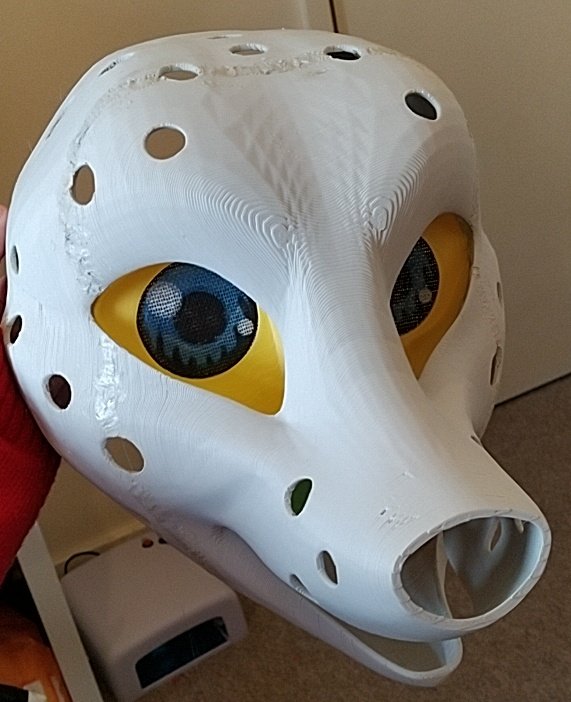 VaporMoonStudio's tweet photo. Glued eyeblanks in. #fursuitmaker #fursuitmaking #fursuit #furry #furrycraft https://t.co/zYNpAZ7Fr7
