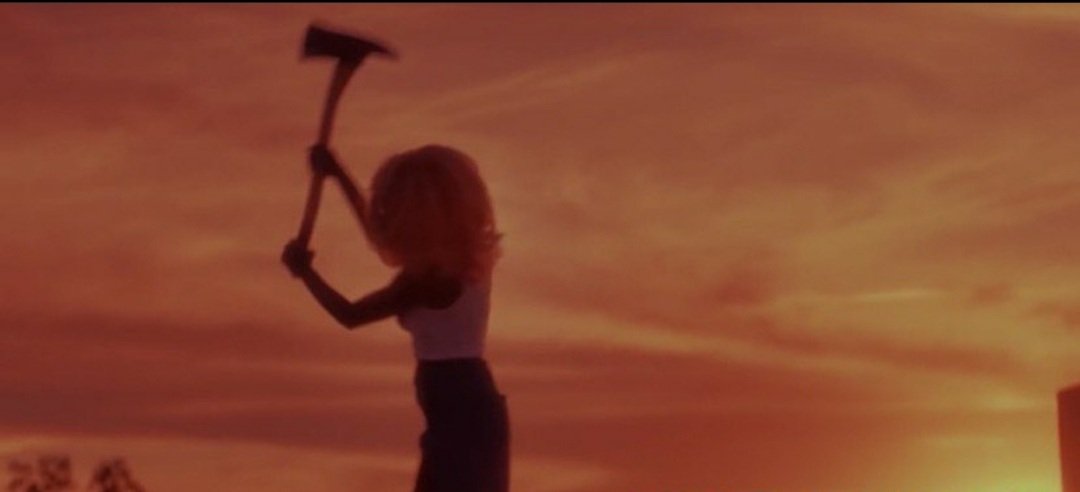 • Fear and Loathing in Las Vegas, 1998• The Texas Chainsaw Massacre, 1974