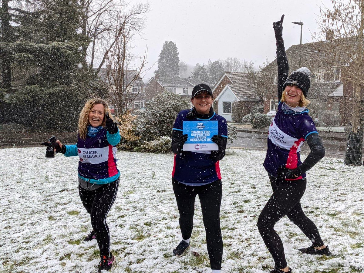 crofton_pe's tweet photo. The snow couldn’t stop them! ❄️❄️ A massive well done to Mrs Searle (and her husband), Mrs Grainger and their friend Kirsty for taking part in a 10k winter run, raising money for @CR_UK. They have raised an amazing £560. We are all so inspired - well done ❄️👏🏼🏃🏼♀️#CroftonGetsActive https://t.co/e8NOffDKI0