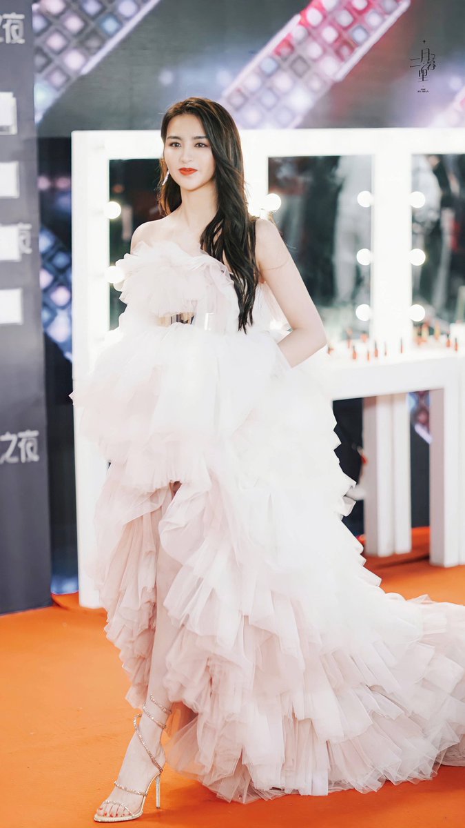 ariapics's tweet photo. #JinZihan #金子涵 https://t.co/OZXxCPBts8
